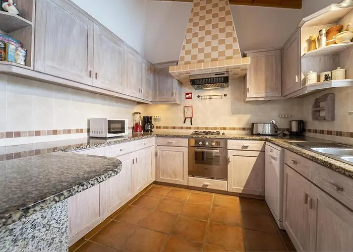 Alaia - The Perfect Getaway ヴィラ アルジェズール