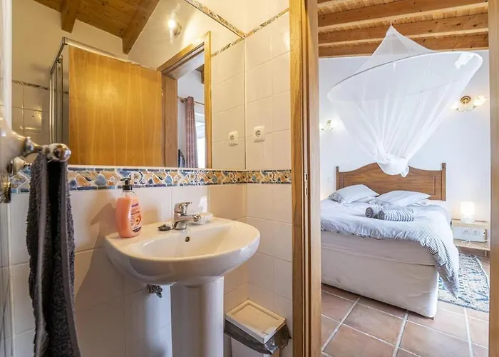 Alaia - The Perfect Getaway * アルジェズール